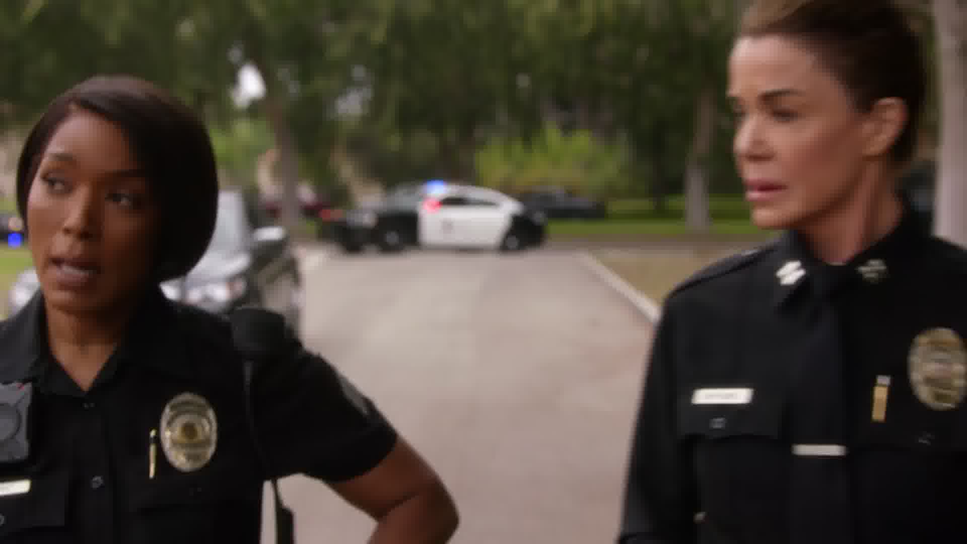 9-1-1-S06E08-Caps-0254.jpg