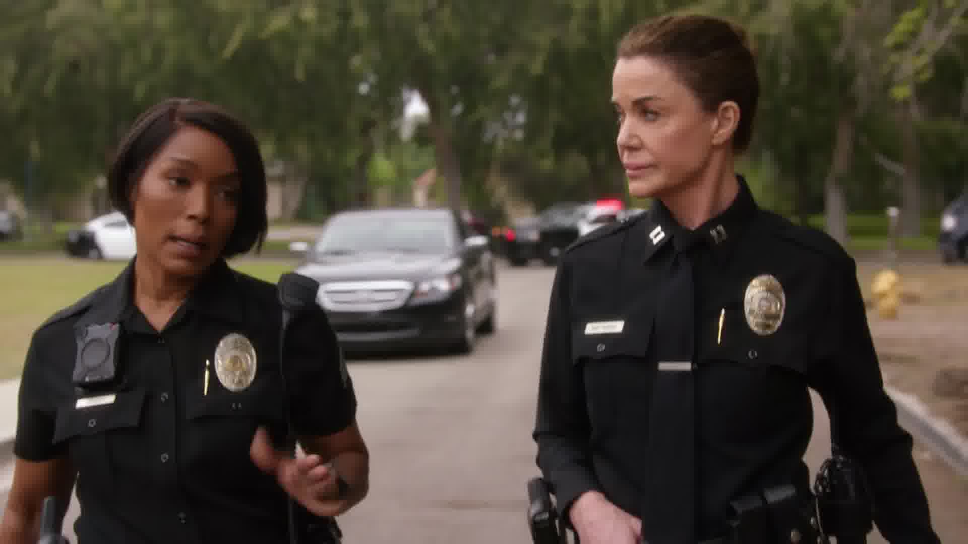 9-1-1-S06E08-Caps-0257.jpg