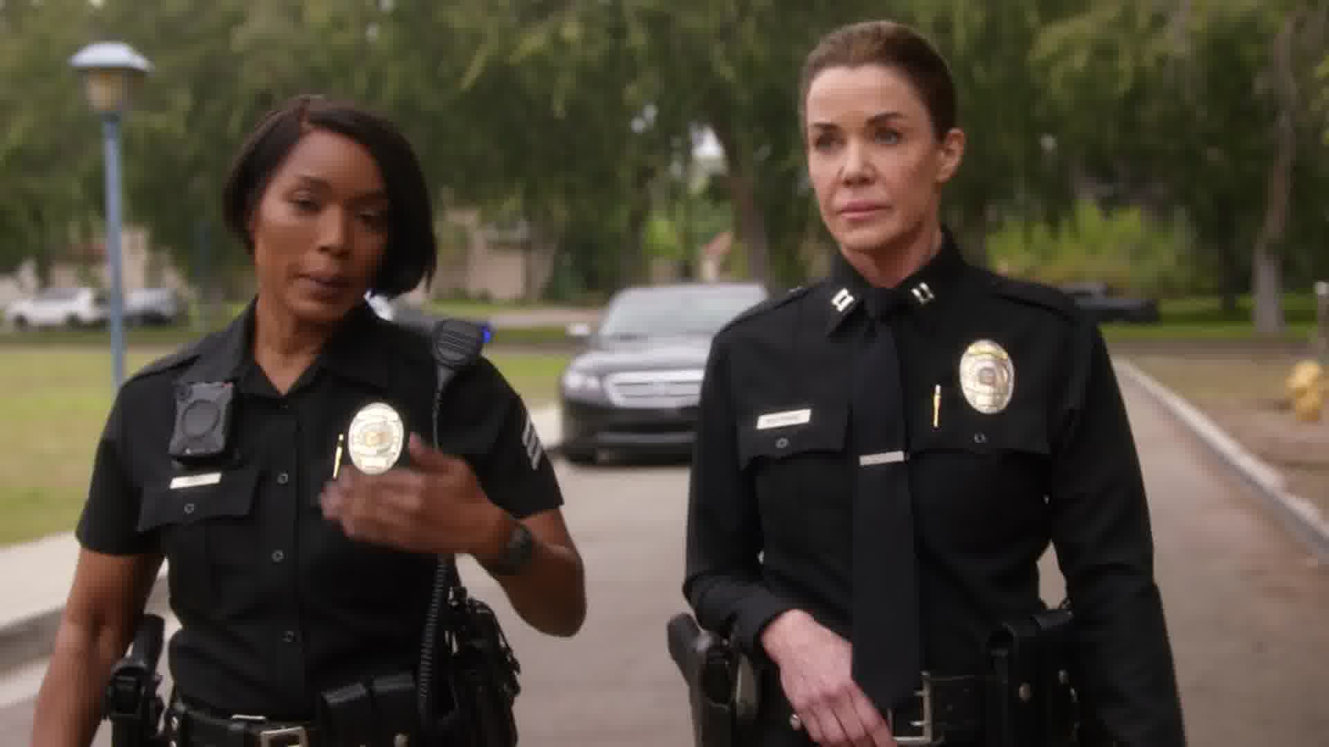 9-1-1-S06E08-Caps-0259.jpg