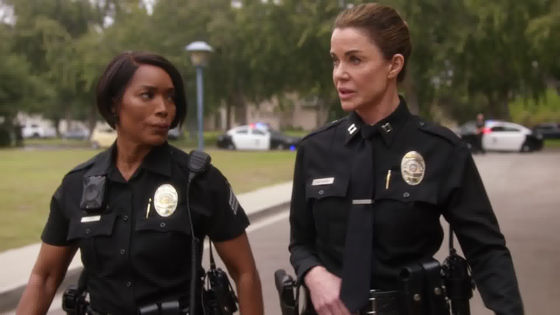 9-1-1-S06E08-Caps-0262.jpg