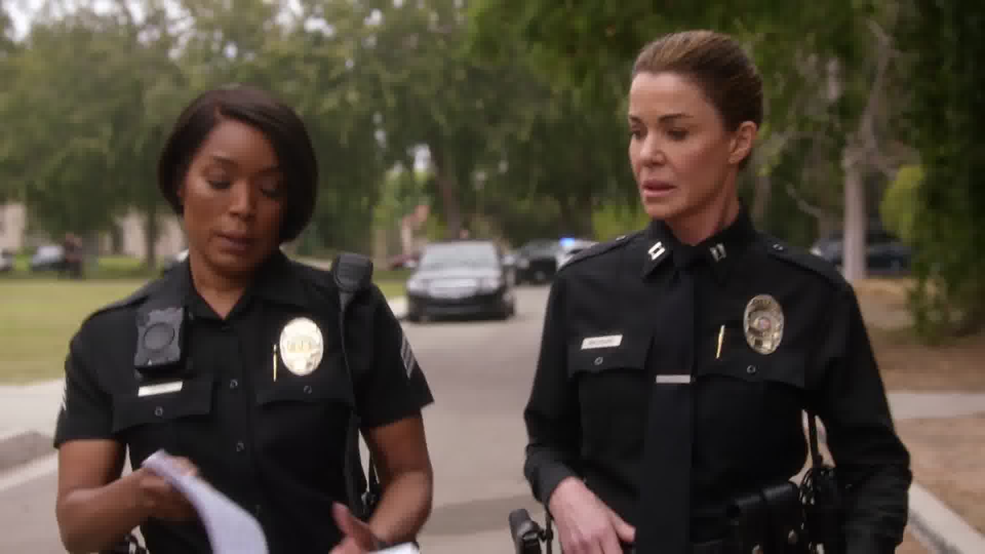 9-1-1-S06E08-Caps-0271.jpg