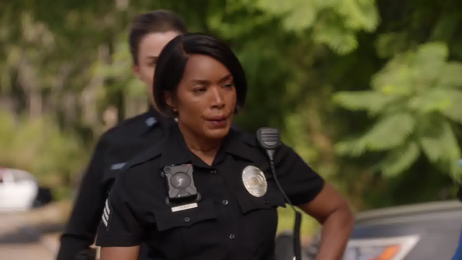 9-1-1-S06E08-Caps-0285.jpg