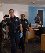 9-1-1-S06E08-Caps-0055.jpg