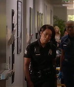 9-1-1-S06E08-Caps-0058.jpg