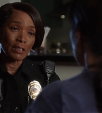 9-1-1-S06E17-154.jpg