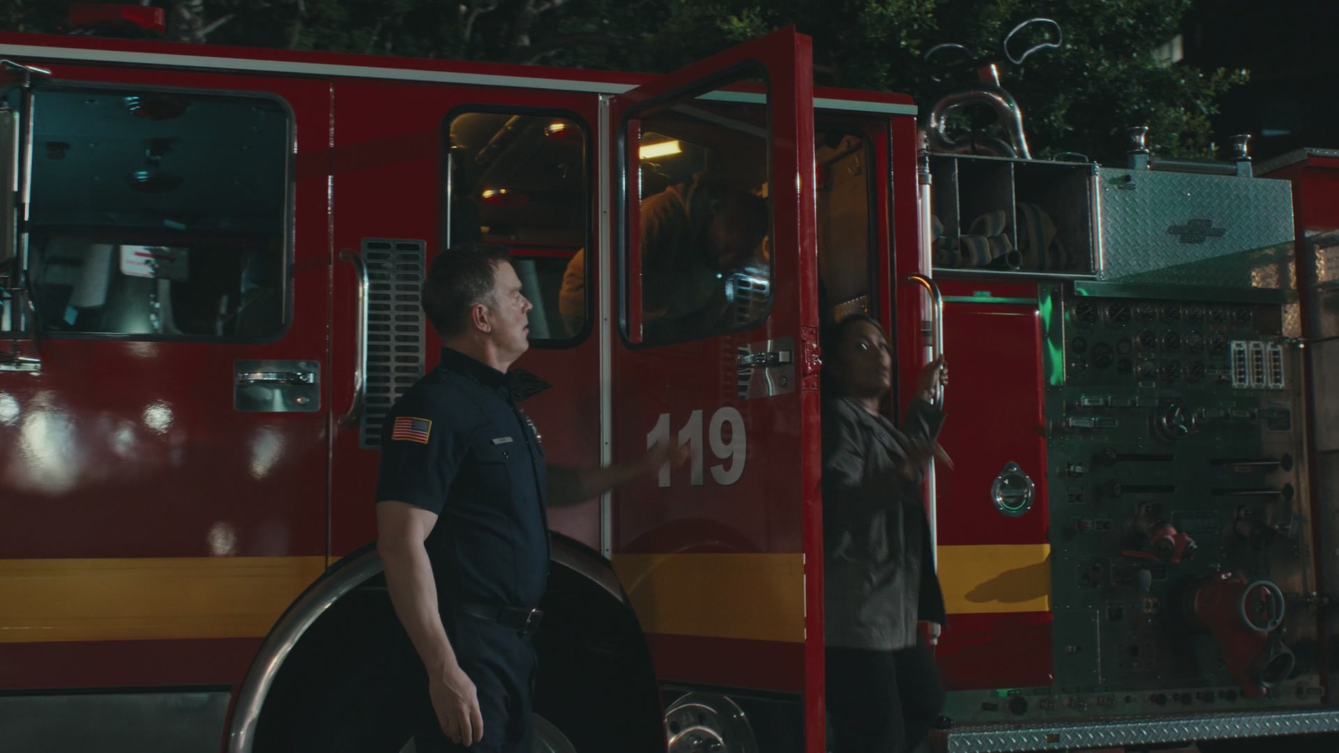 9-1-1-8x03-Caps-0573.jpg