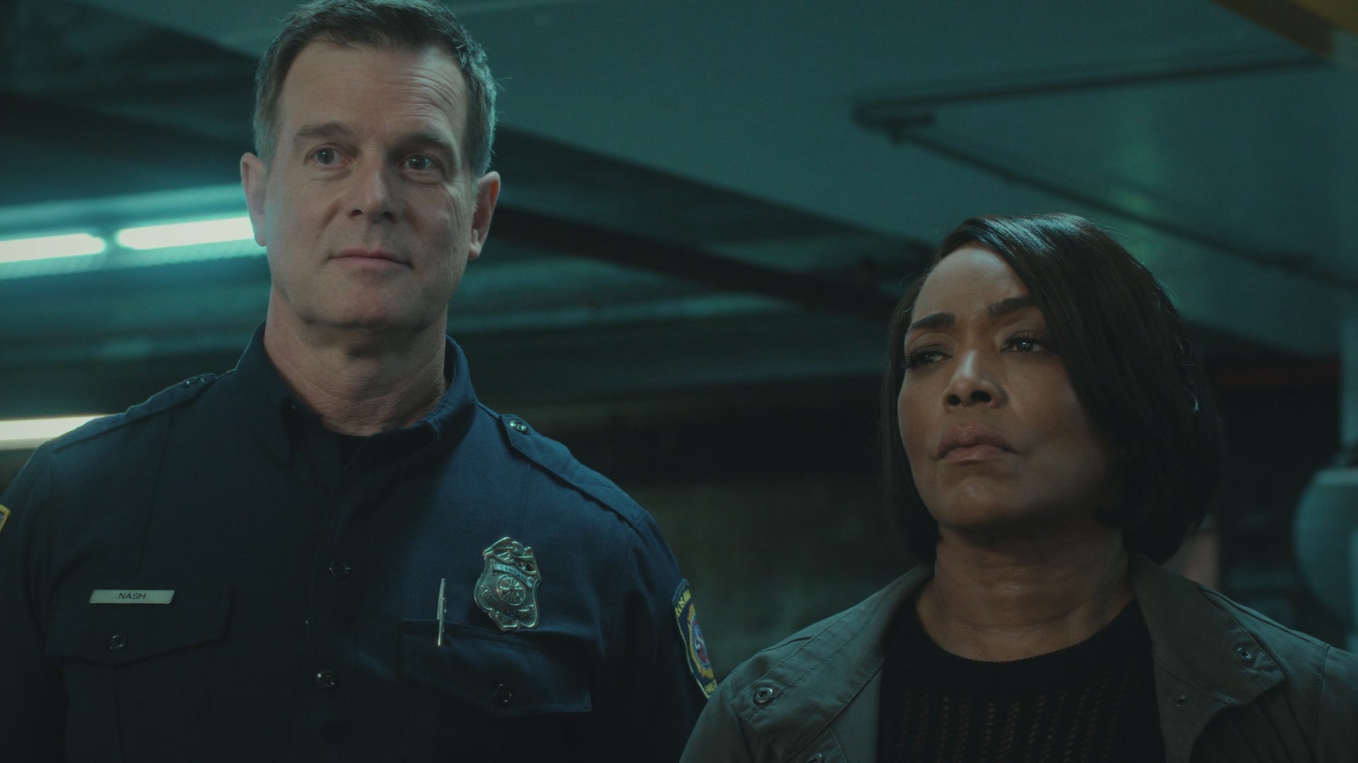 9-1-1-8x03-Caps-0612.jpg