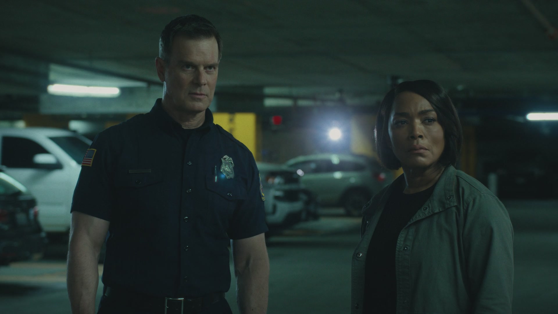 9-1-1-8x03-Caps-0699.jpg