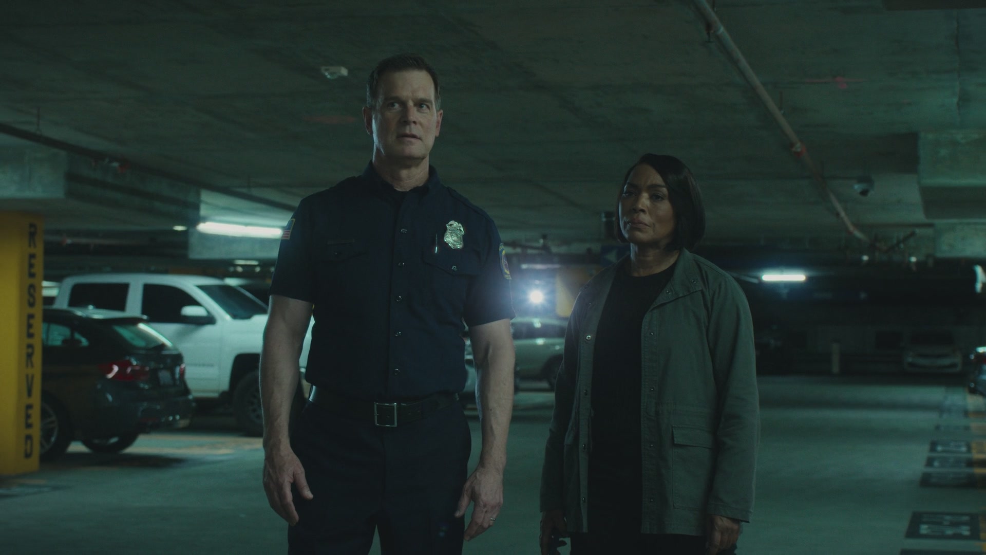 9-1-1-8x03-Caps-0703.jpg