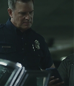 9-1-1-8x03-Caps-0665.jpg