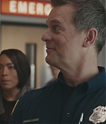 9-1-1-8x03-Caps-0744.jpg