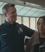 9-1-1-8x03-Caps-0775.jpg