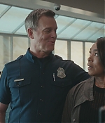 9-1-1-8x03-Caps-0776.jpg