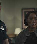 9-1-1-8x03-Caps-0892.jpg