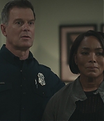 9-1-1-8x03-Caps-0893.jpg