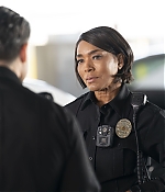 9-1-1-8x07-Stills-011.jpg