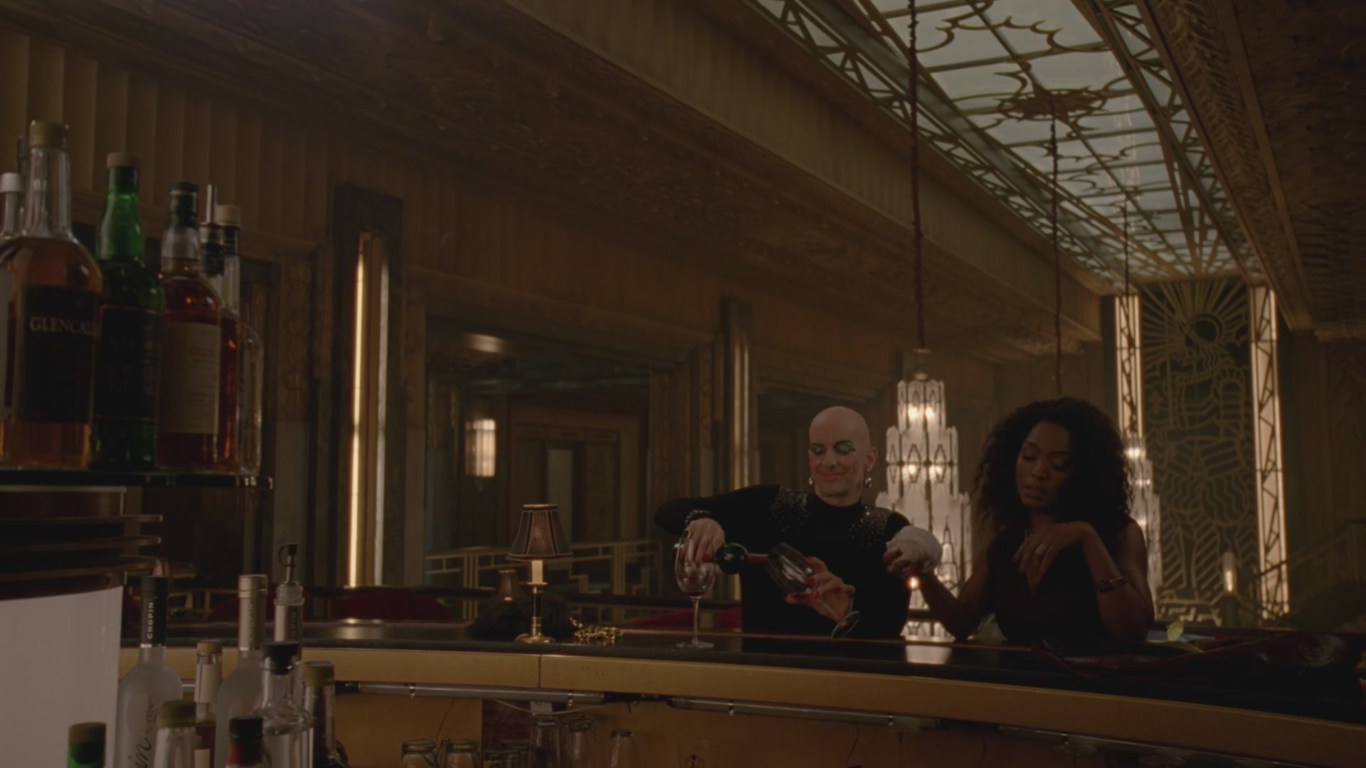 AHSHotel-S05E06-0390.jpg