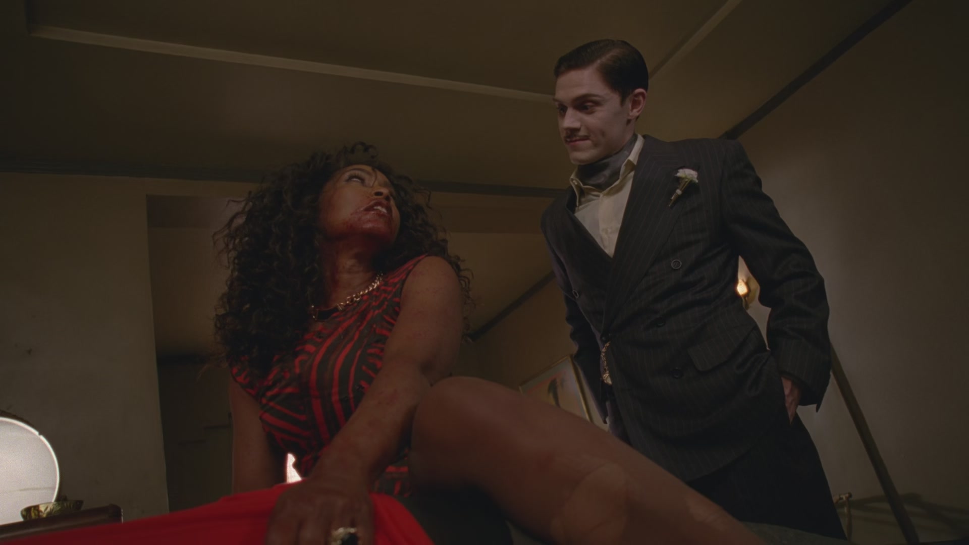 AHSHotel-S05E11-0216.jpg