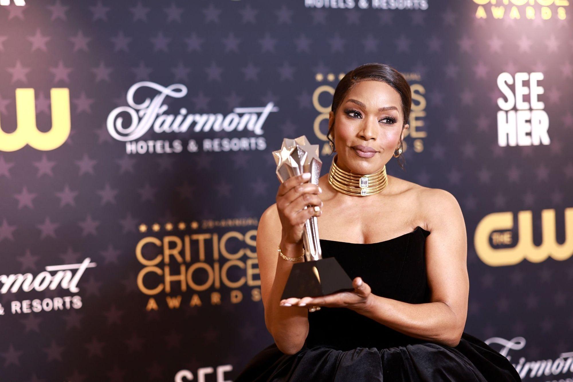 01-15-CriticsChoiceAwards-Backstage-0007.jpg