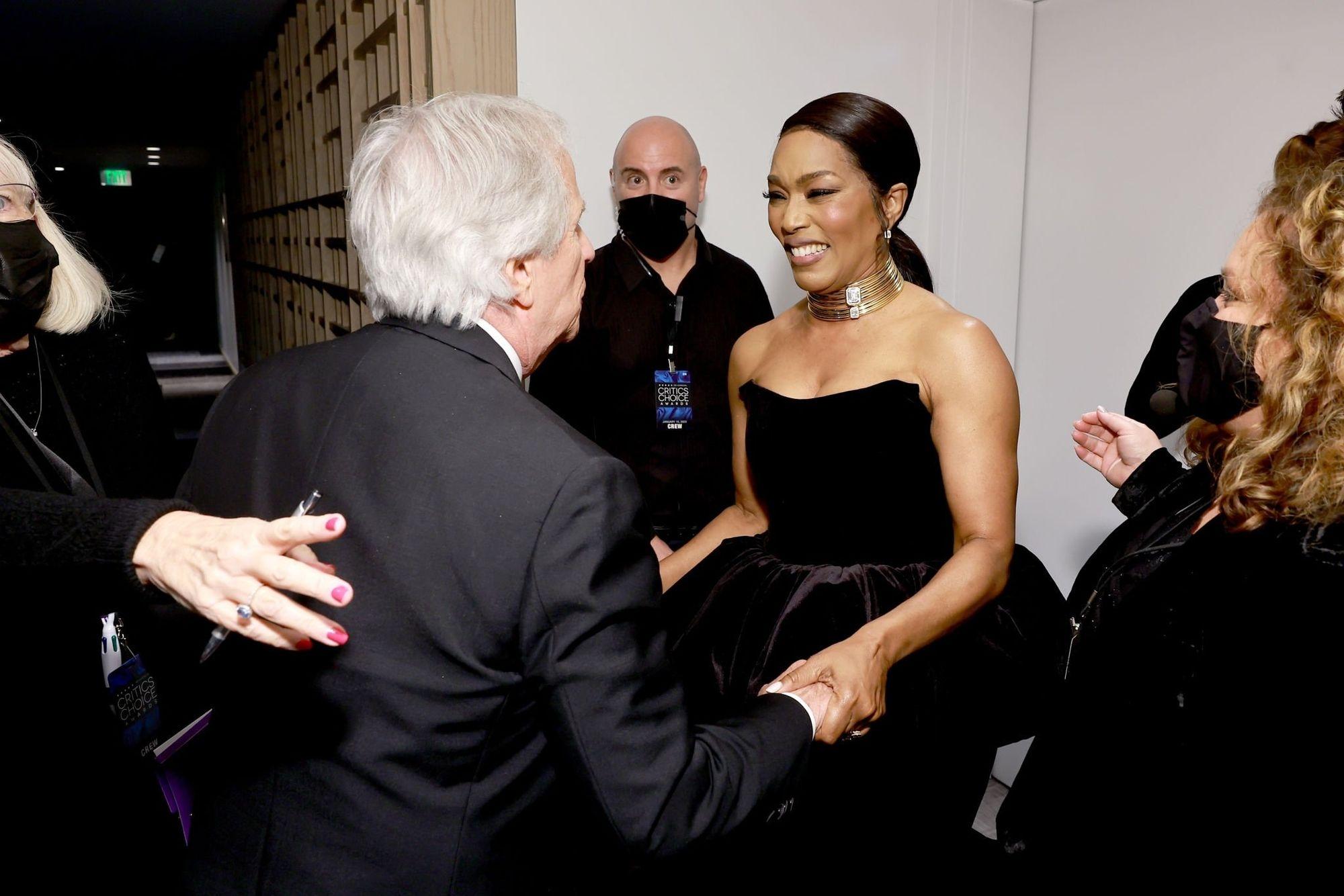 01-15-CriticsChoiceAwards-Backstage-0014.jpg