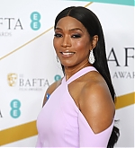 02-18-EEBaftaAwards-Arrivals-0120.jpg