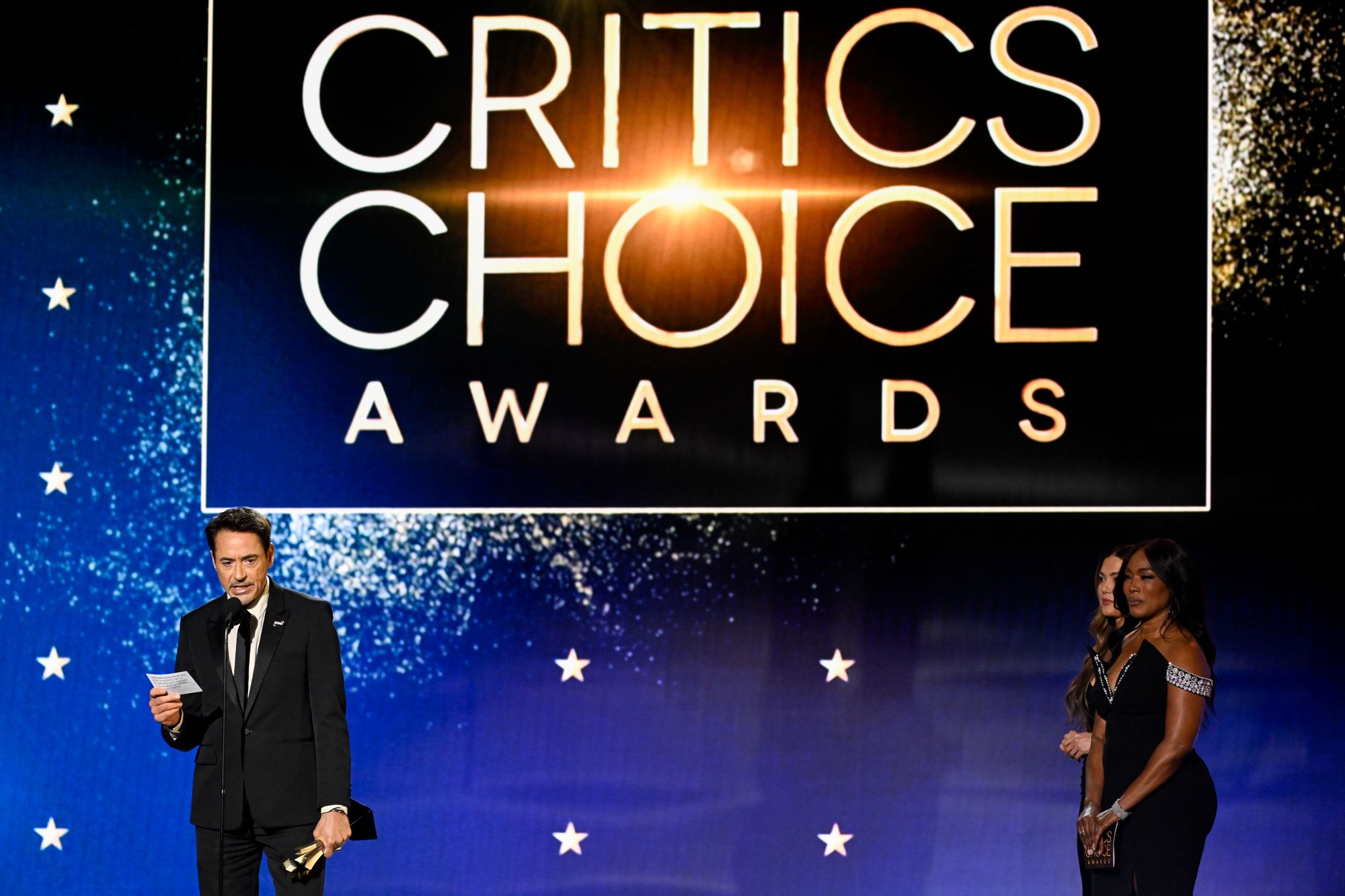 01-14-CriticsChoiceAwards-Show-0005.jpg